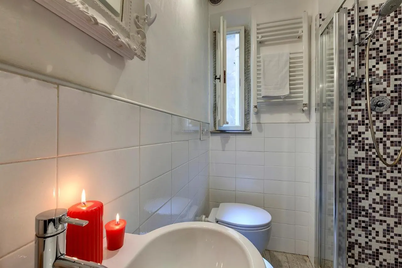 Diciotto Apartment By Mamo Florence Italy
